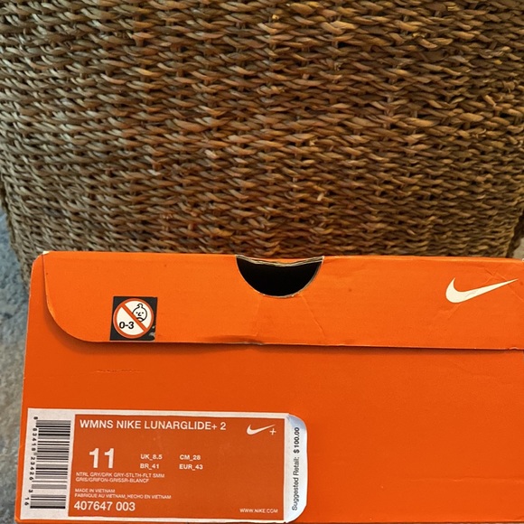 Women’s Nike Lunarglide+ 2. Size 11. - Picture 5 of 5
